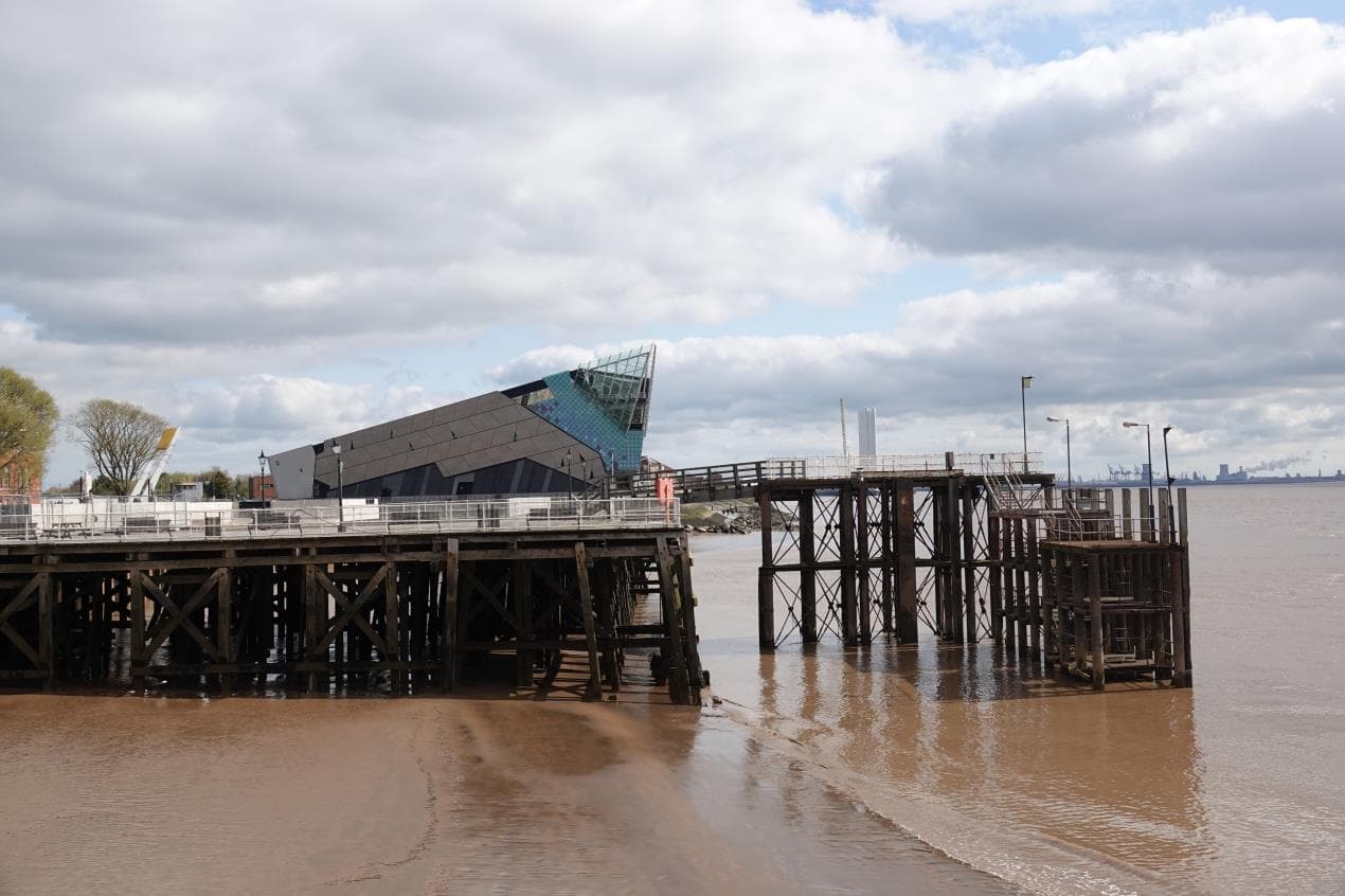 Victoria Pier Poll Is Now Open: Hereβs How to Help Choose the New Design