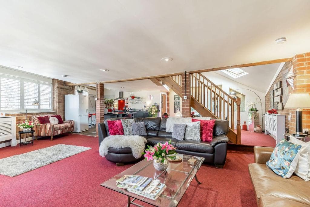 Accommodation at Dragon Loft Apartment in harrogate