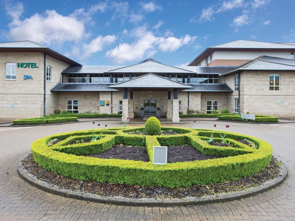 Walk: Around Colton (Thorpe Park Hotel and Spa)